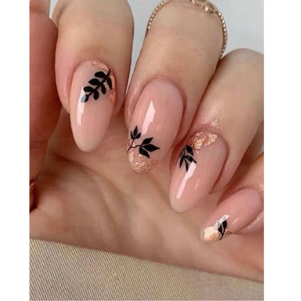 Nail Bundle